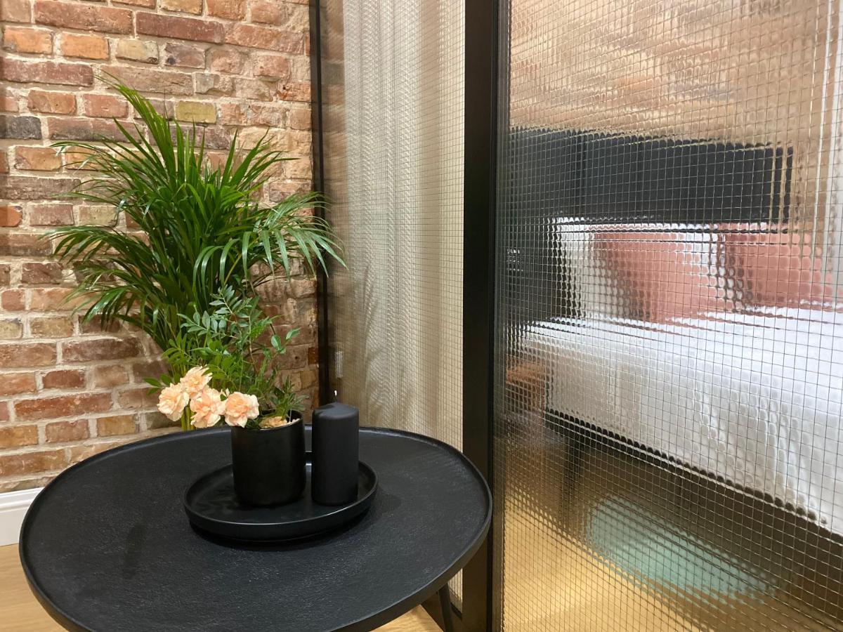 Apartament Aleja 22 Poznan Dış mekan fotoğraf