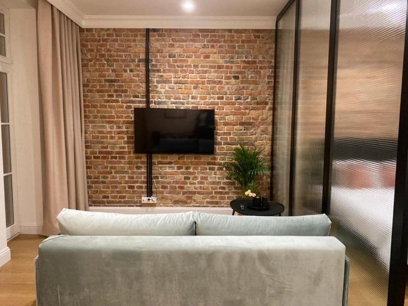 Apartament Aleja 22 Poznan Dış mekan fotoğraf