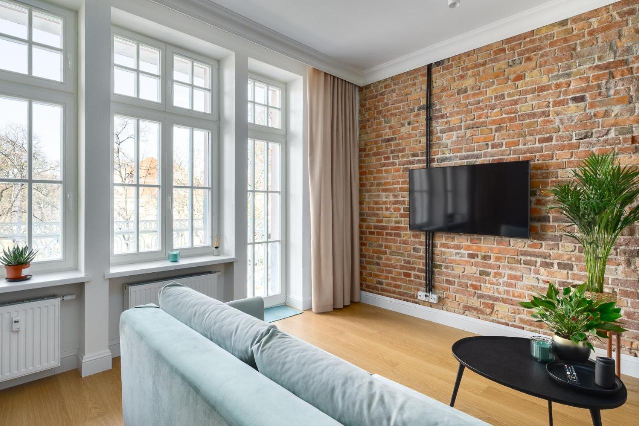 Apartament Aleja 22 Poznan Dış mekan fotoğraf